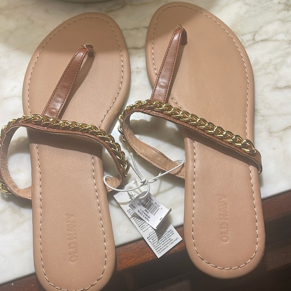 Old Navy sandels - Picture 1 of 6